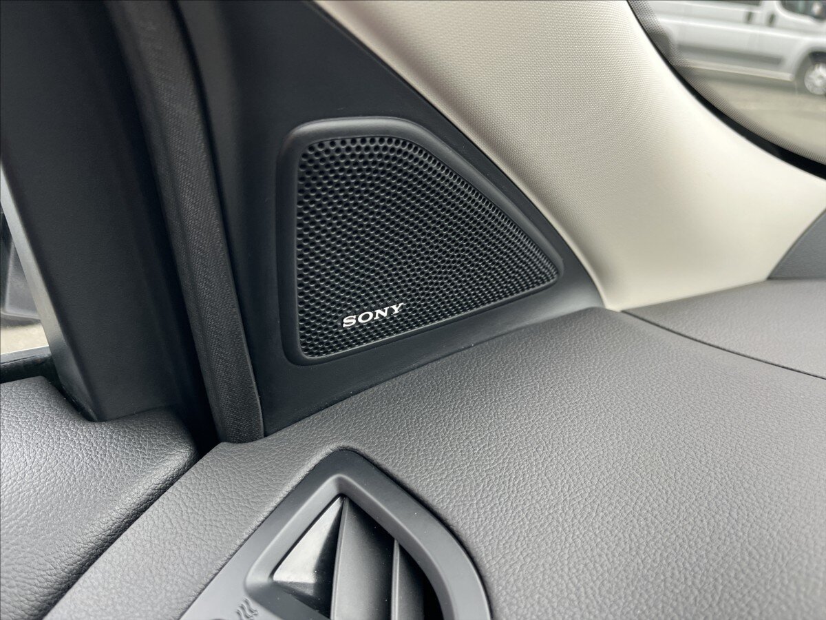 Ford Kuga Kombi 2,0 l 132 kw