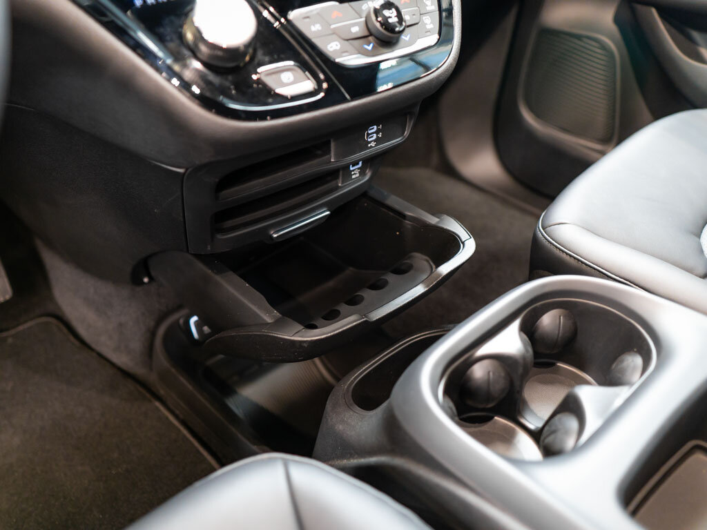 Chrysler Pacifica MPV 3,6 l 221 kw