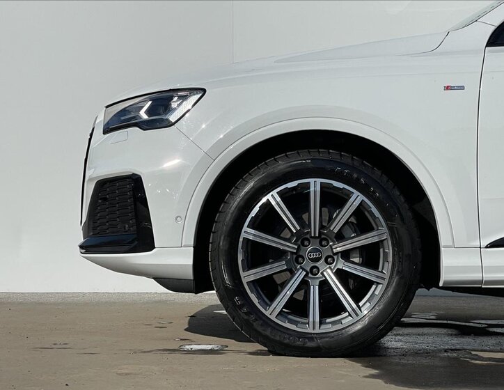 Audi Q7 SUV / Terénní 3,0 l 210 kw