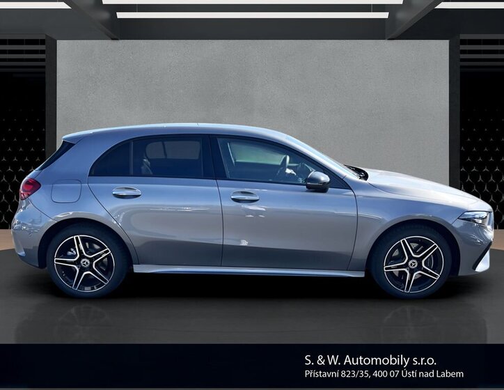 Mercedes-Benz Třídy A Hatchback 1,3 l 120 kw