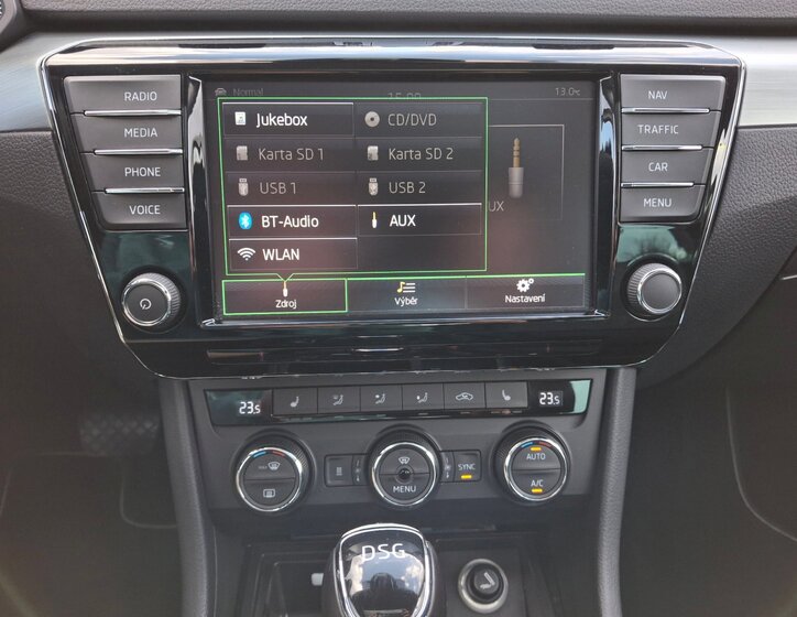 Škoda Superb Sedan / Limuzína 2,0 l 140 kw