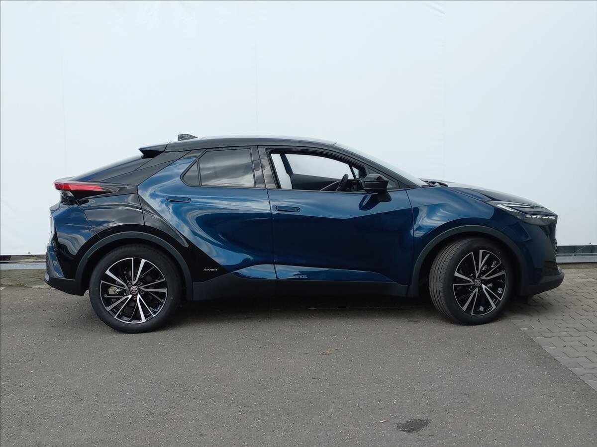 Toyota C-HR SUV / Terénní 2,0 l 112 kw