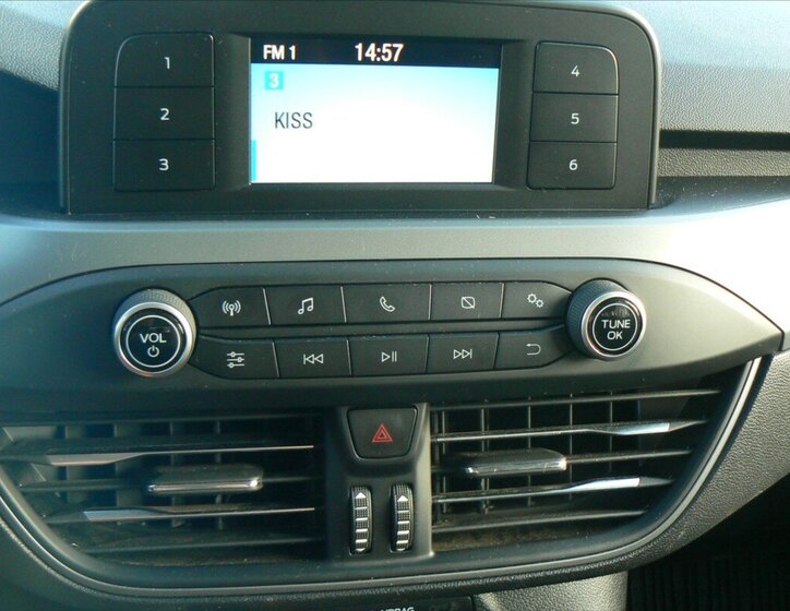 Ford Focus Kombi 999,0 92 kw