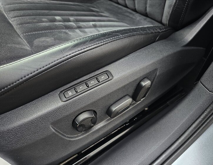 Škoda Superb Kombi 2,0 l 140 kw