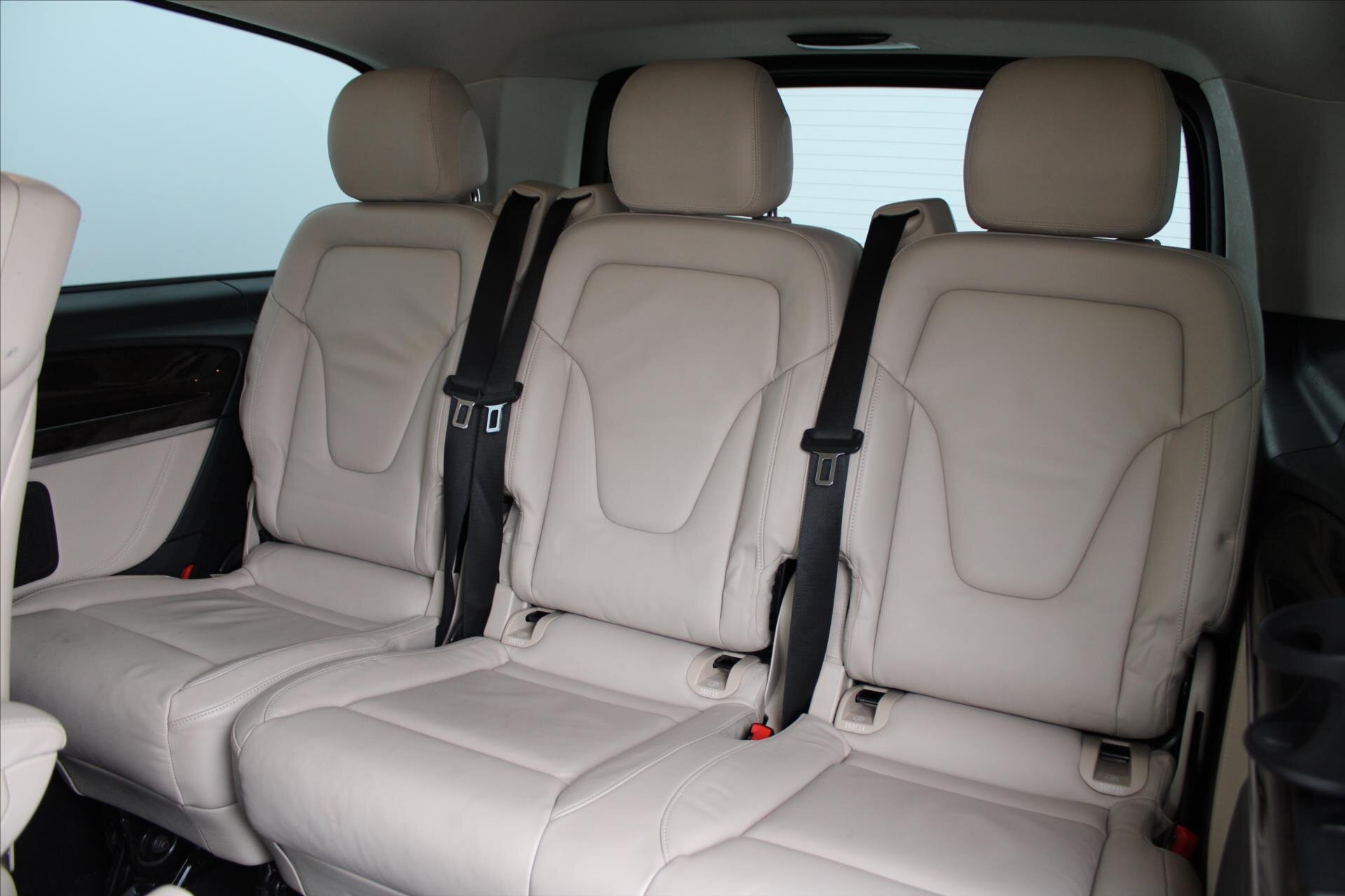 Mercedes-Benz Třídy V MPV 2,1 l 140 kw