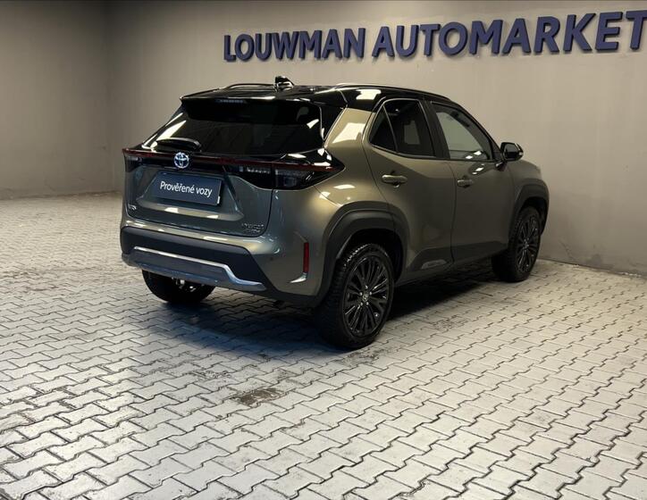 Toyota Yaris Cross 2