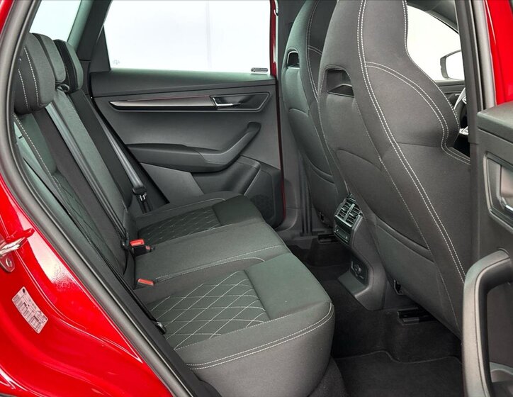 Škoda Karoq SUV / Terénní 1,5 l 110 kw