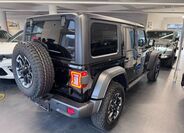 Jeep Wrangler 6