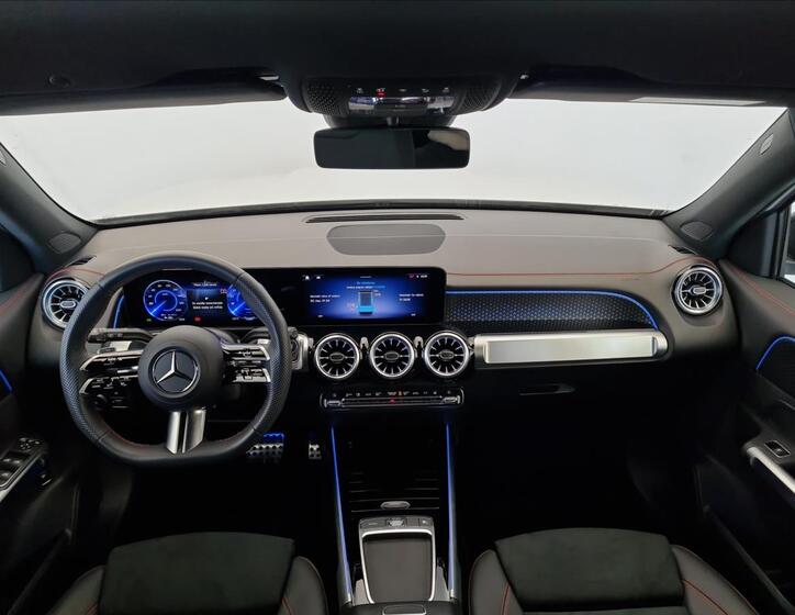 Mercedes-Benz EQB 13