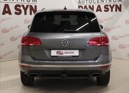 Volkswagen Touareg 5