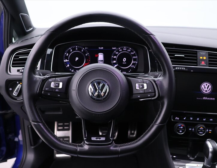 Volkswagen Golf Kombi 2,0 l 228 kw