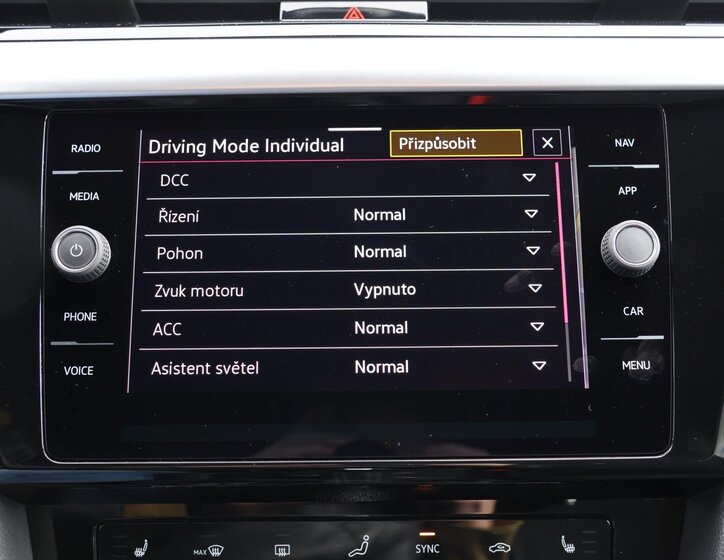 Volkswagen Arteon Kombi 2,0 l 206 kw