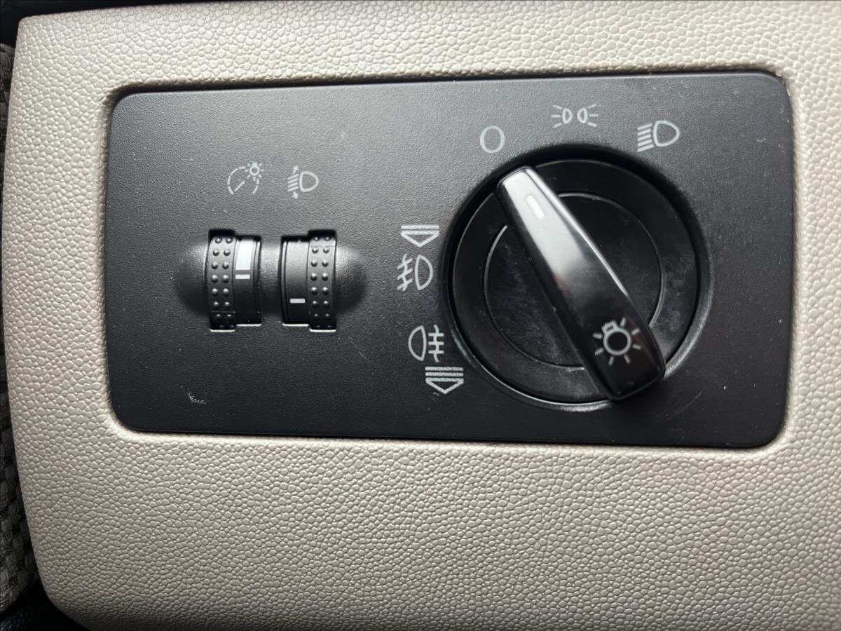 Škoda Fabia Hatchback 1,2 l 40 kw