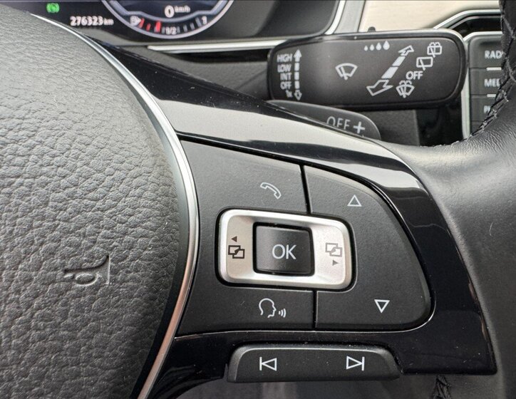 Volkswagen Passat 30