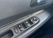 Peugeot 3008 MPV 1,6 l 115 kw