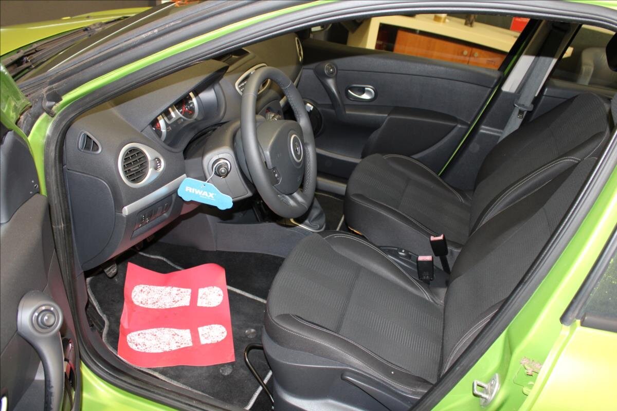 Renault Clio Hatchback 1,1 l 55 kw