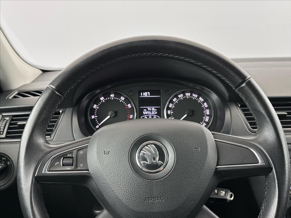 Škoda Rapid Liftback 1,2 l 63 kw