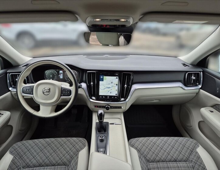 Volvo V60 Kombi 2,0 l 110 kw