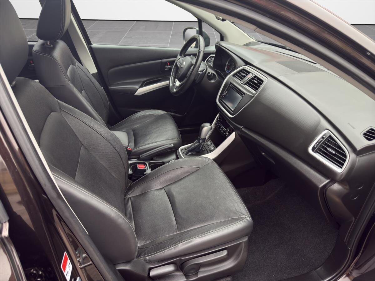 Suzuki SX4 S-Cross SUV / Terénní 1,6 l 88 kw