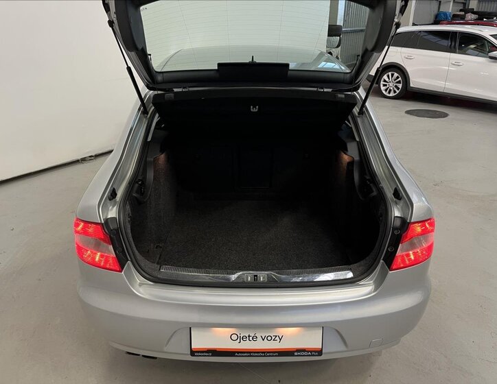 Škoda Superb Liftback 2,0 l 103 kw