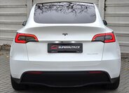 Tesla Model Y 5