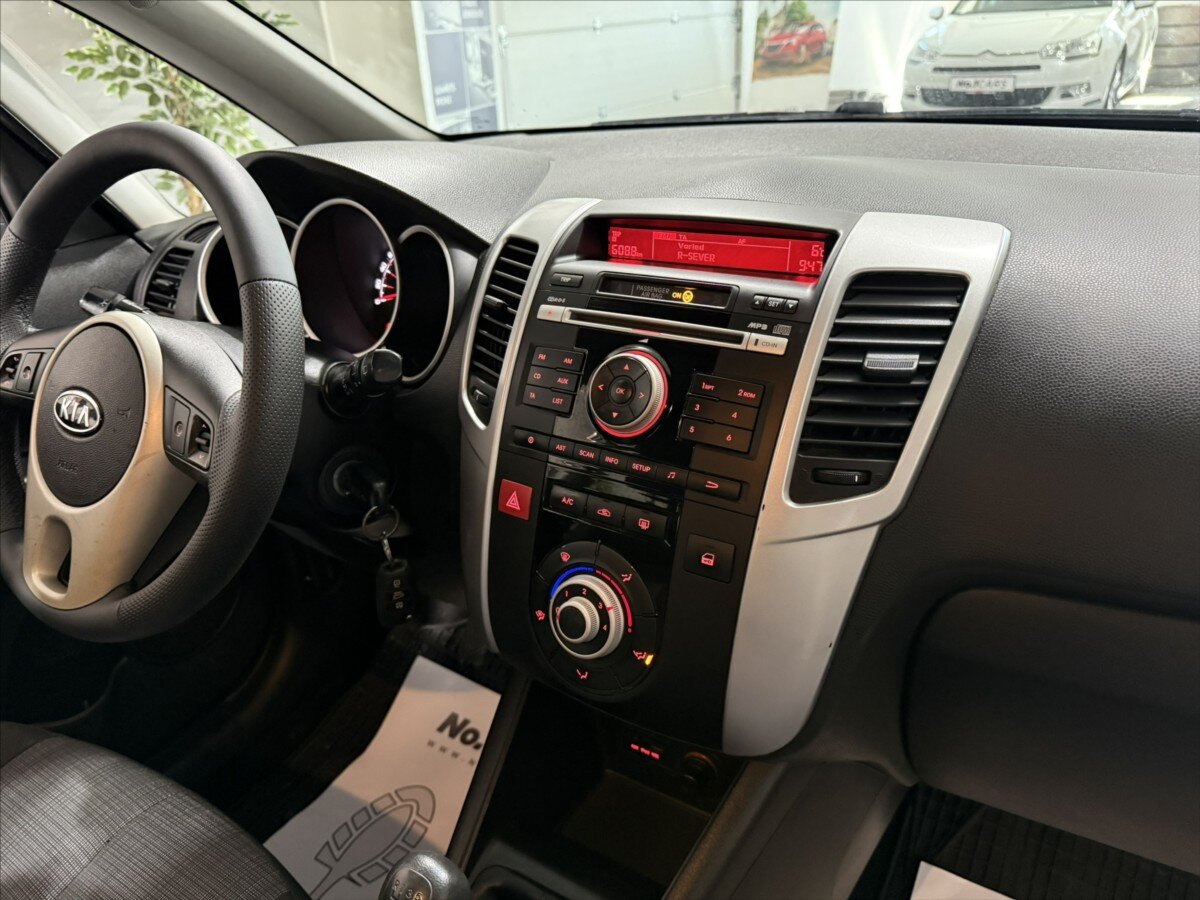 KIA Venga MPV 1,4 l 66 kw