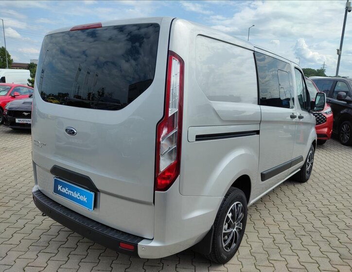 Ford Transit Custom 5
