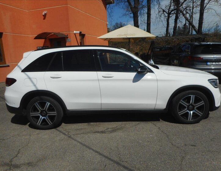 Mercedes-Benz GLC SUV / Terénní 2,0 l 143 kw