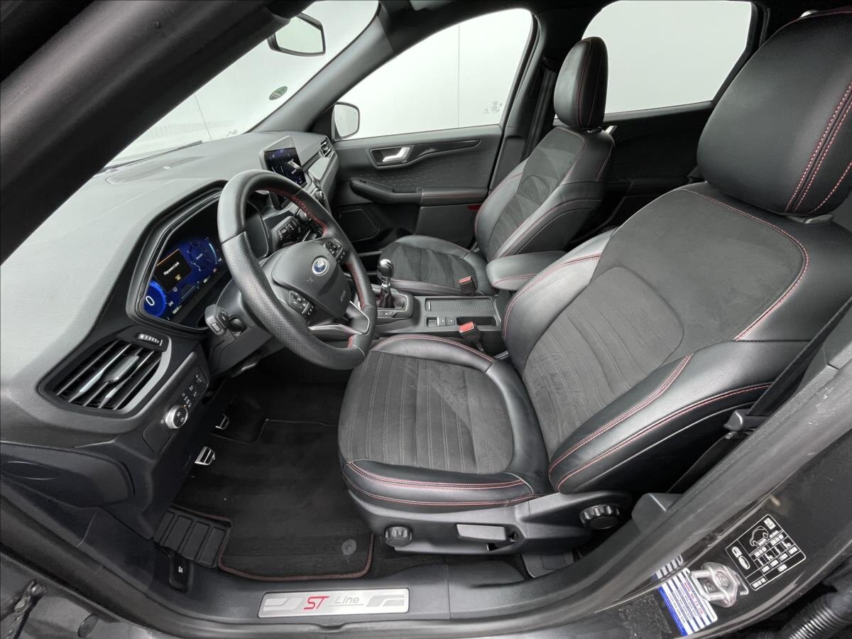 Ford Kuga SUV 1,5 l 88 kw