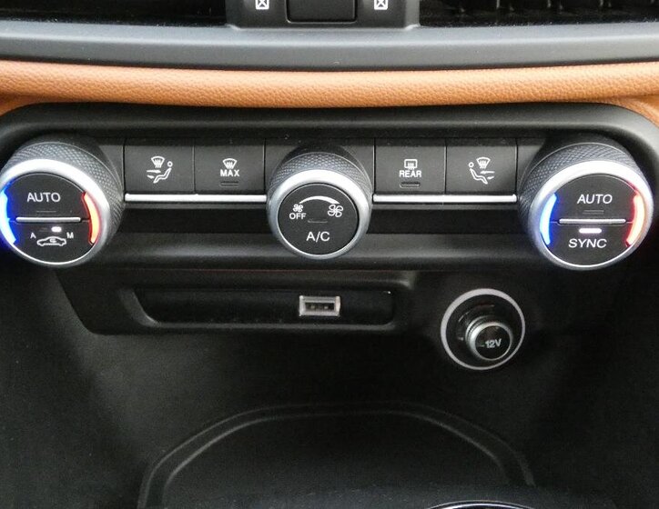 Alfa Romeo Giulia 16