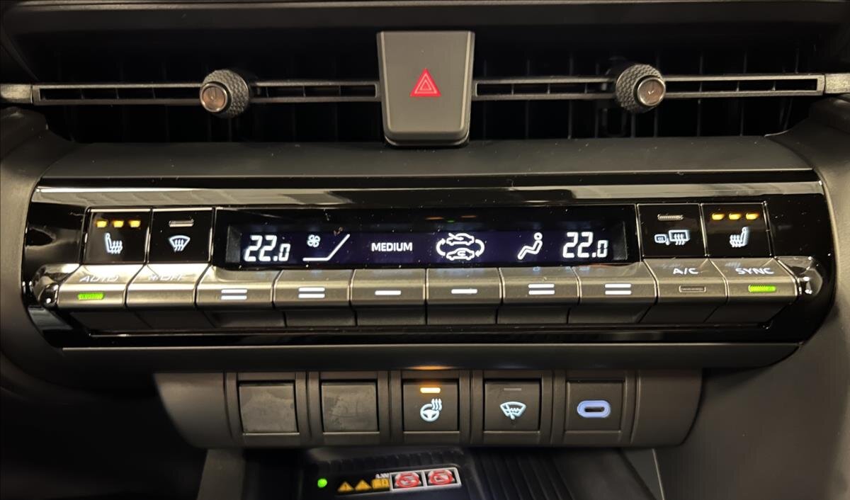 Toyota C-HR SUV / Terénní 2,0 l 111 kw