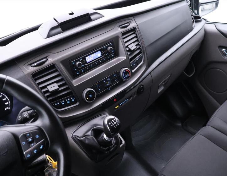Ford Transit Custom 18