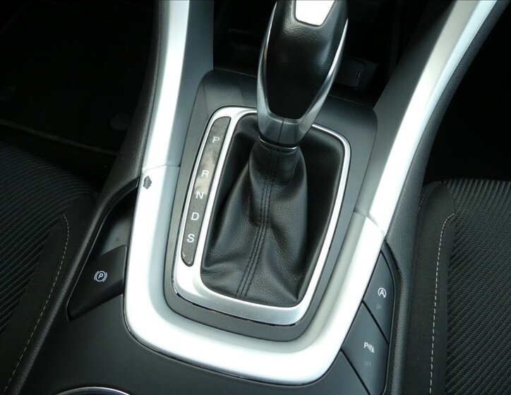 Ford Mondeo Kombi 2,0 l 110 kw