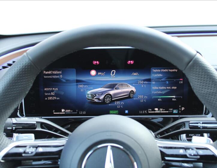 Mercedes-Benz Třídy E 24