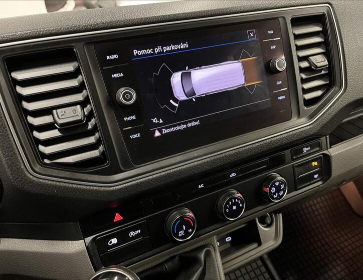 Volkswagen Crafter 9