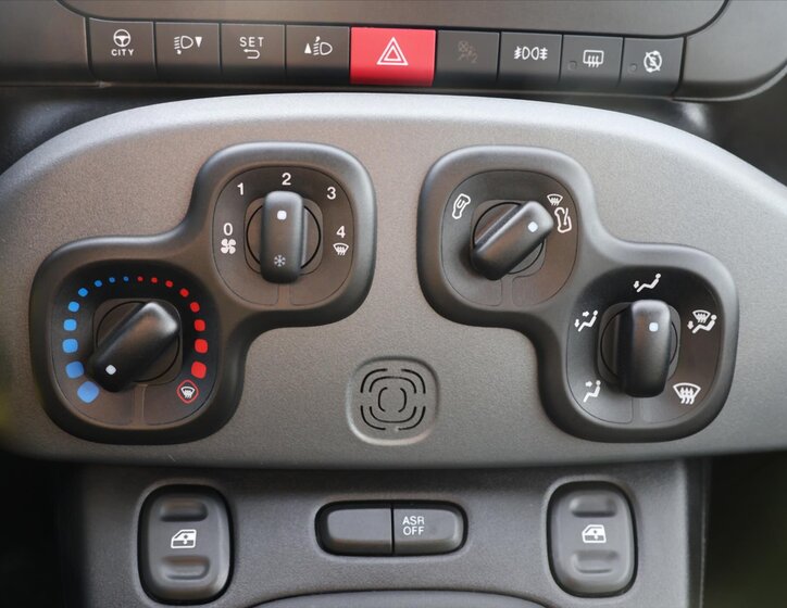 Fiat Panda Hatchback 999,0 51 kw