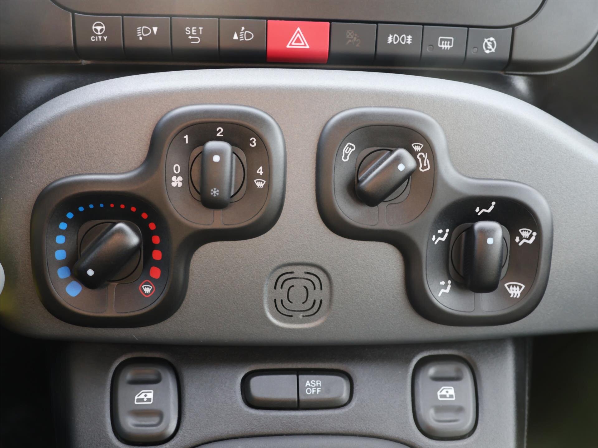 Fiat Panda Hatchback 999,0 51 kw