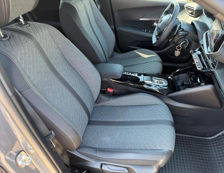 Peugeot 2008 SUV / Terénní 1,2 l 96 kw