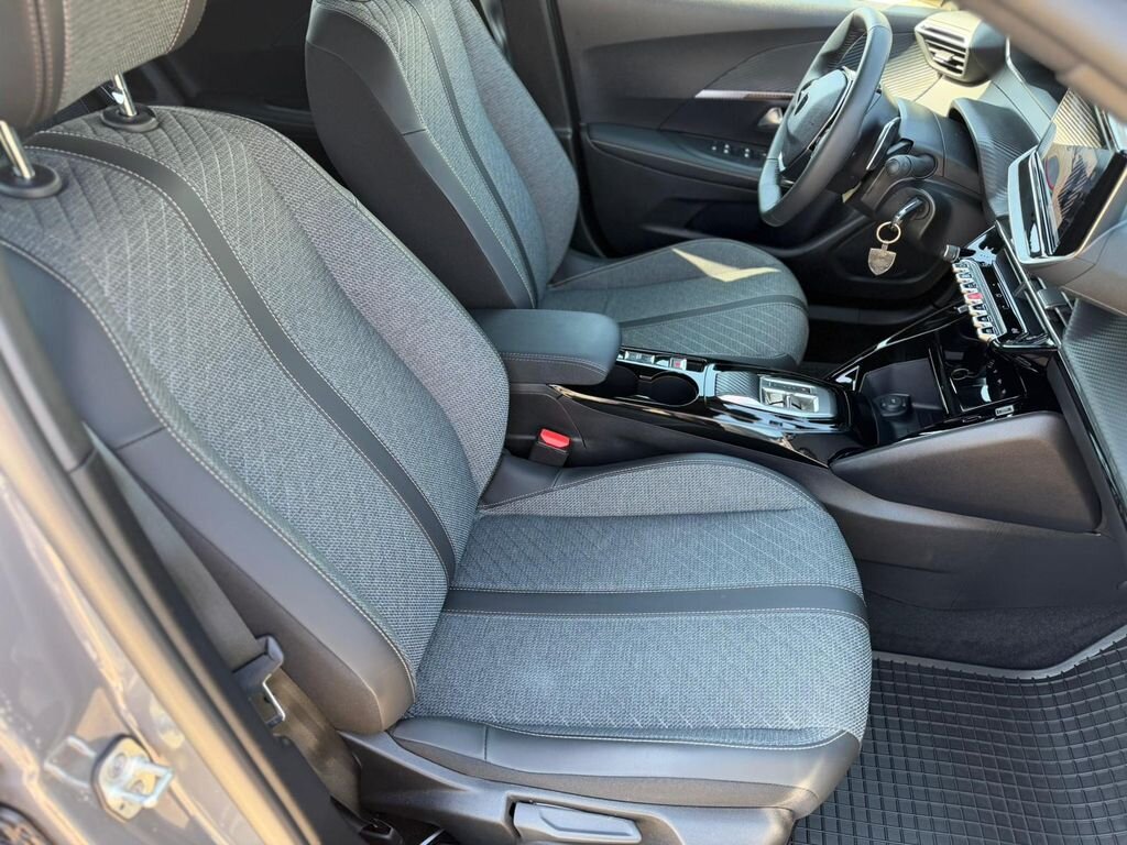 Peugeot 2008 SUV / Terénní 1,2 l 96 kw