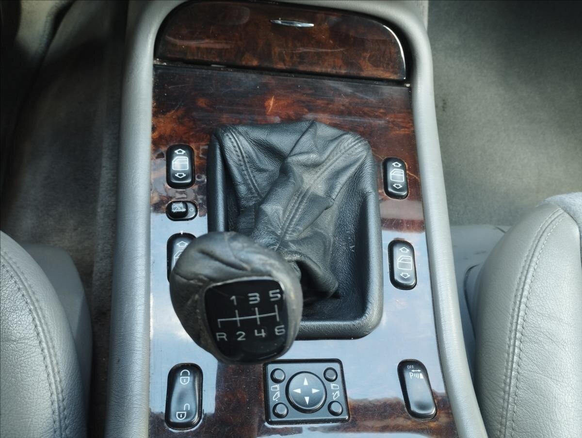 Mercedes-Benz Třídy M SUV / Terénní 2,7 l 120 kw