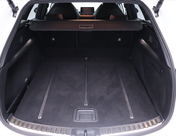 Toyota Corolla Kombi 2,0 l 132 kw