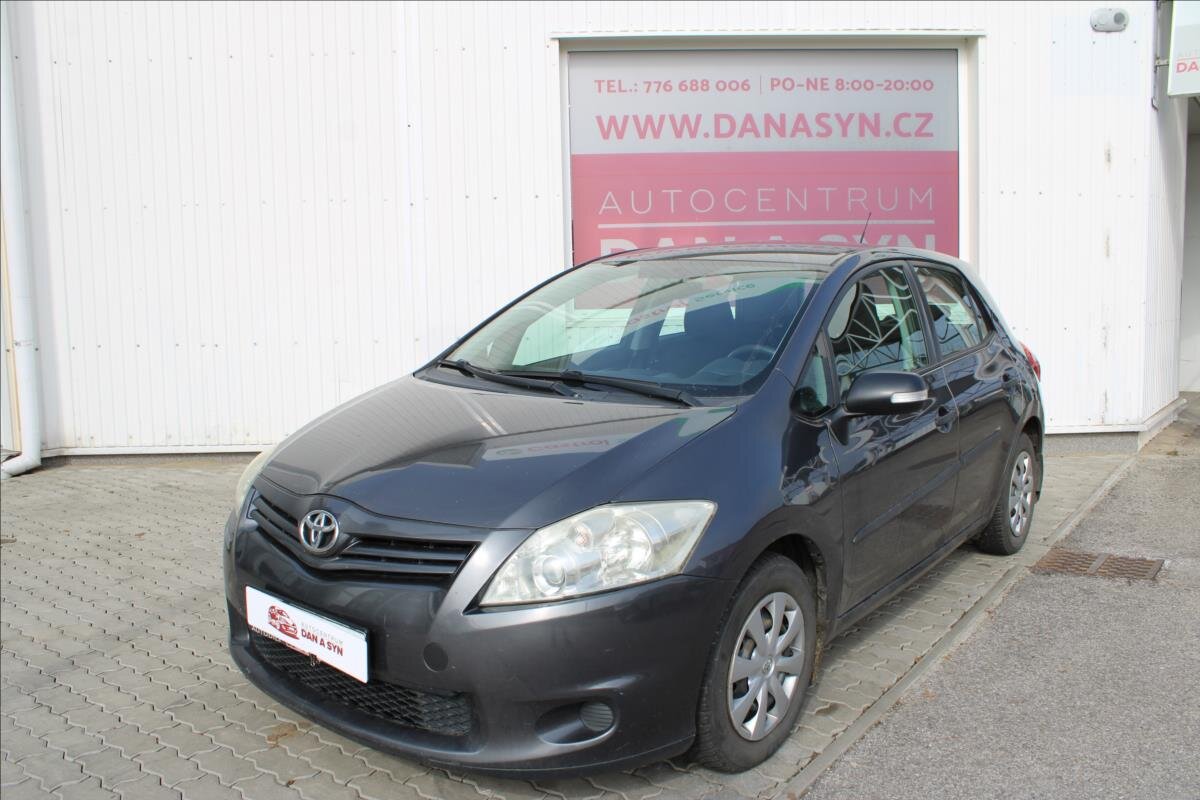 Toyota Auris Hatchback 1,3 l 73 kw