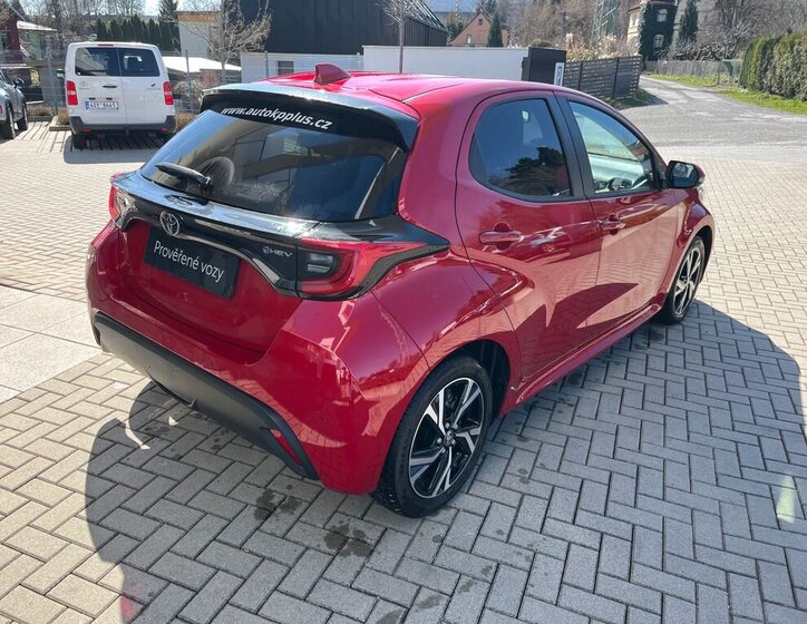 Toyota Yaris Hatchback 1,5 l 68 kw