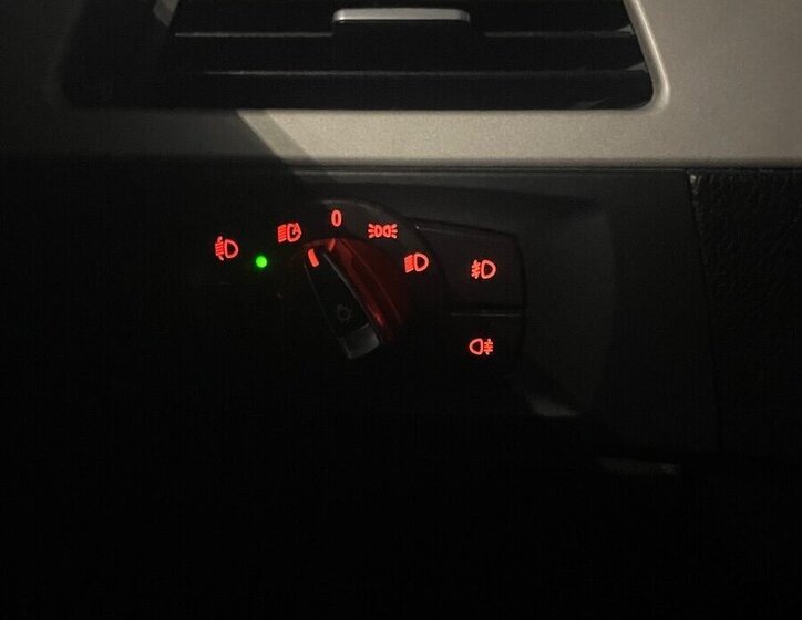 BMW Řada 3 Sedan / Limuzína 0,0 105 kw