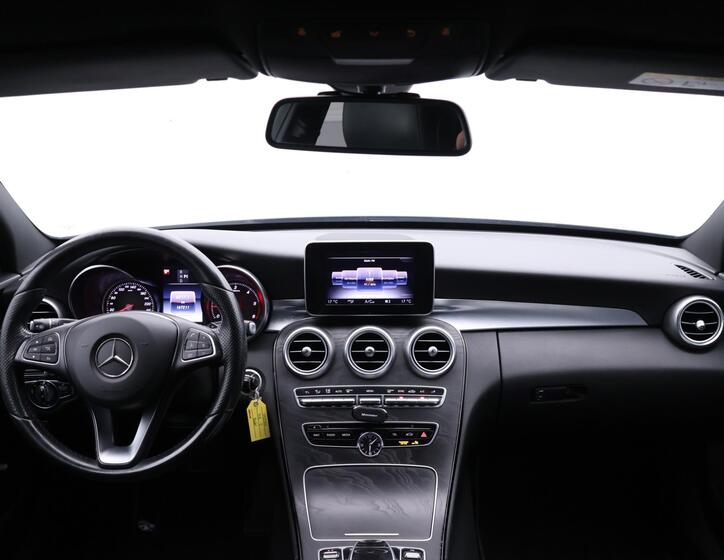 Mercedes-Benz Třídy C 33