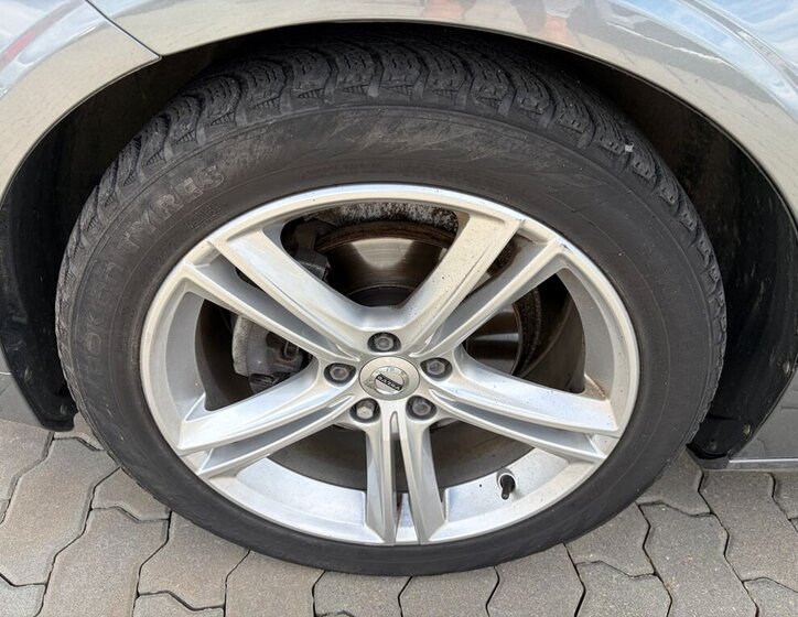 Volvo V90 Kombi 2,0 l 140 kw