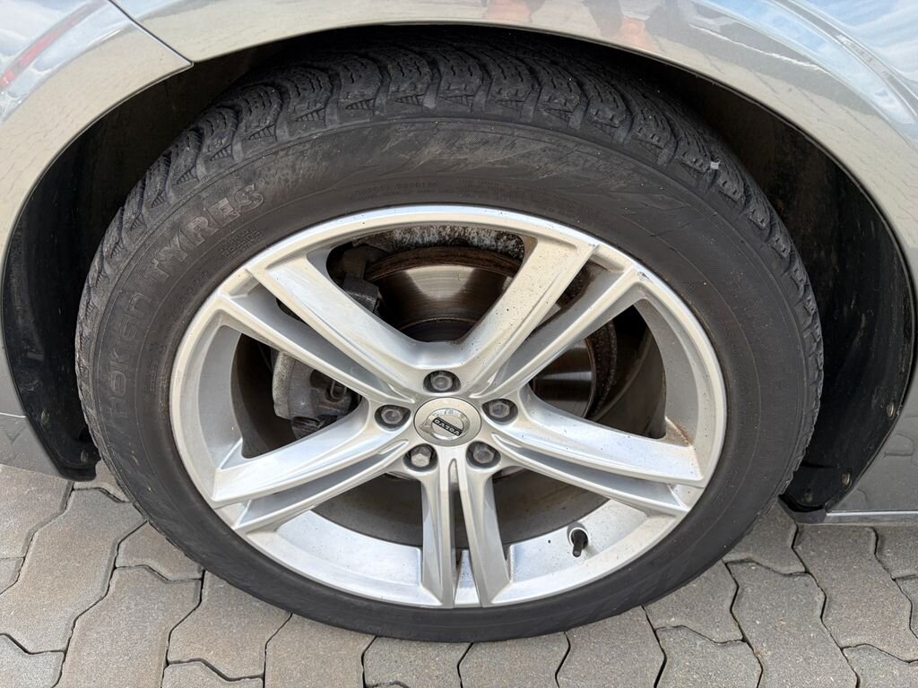 Volvo V90 Kombi 2,0 l 140 kw
