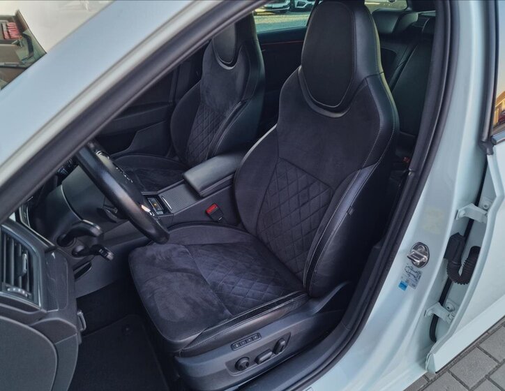 Škoda Superb Kombi 2,0 l 140 kw