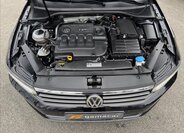 Volkswagen Passat 25