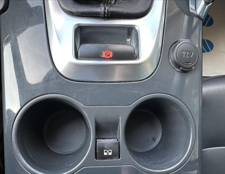 Peugeot 3008 MPV 1,6 l 115 kw